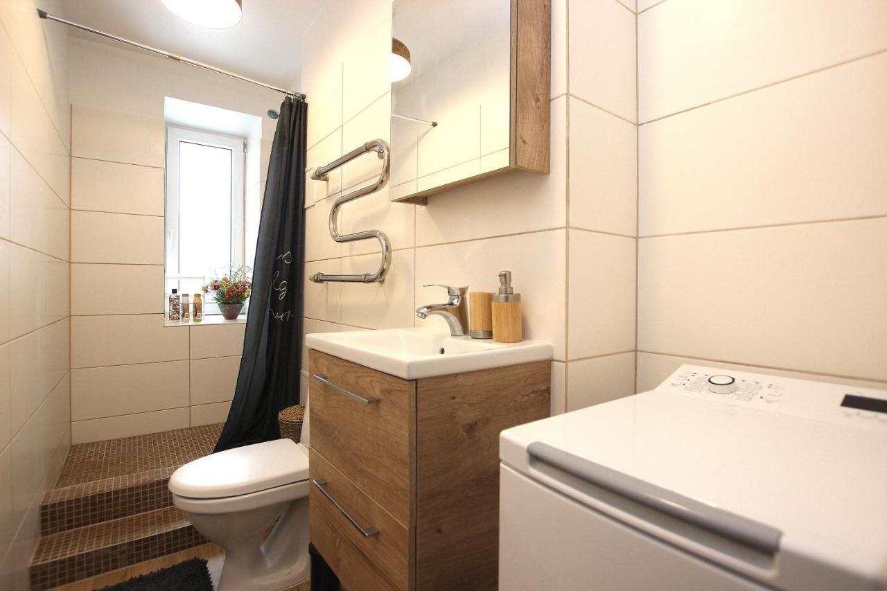 Riga Mezaparks Apartment + Private Parking Extérieur photo